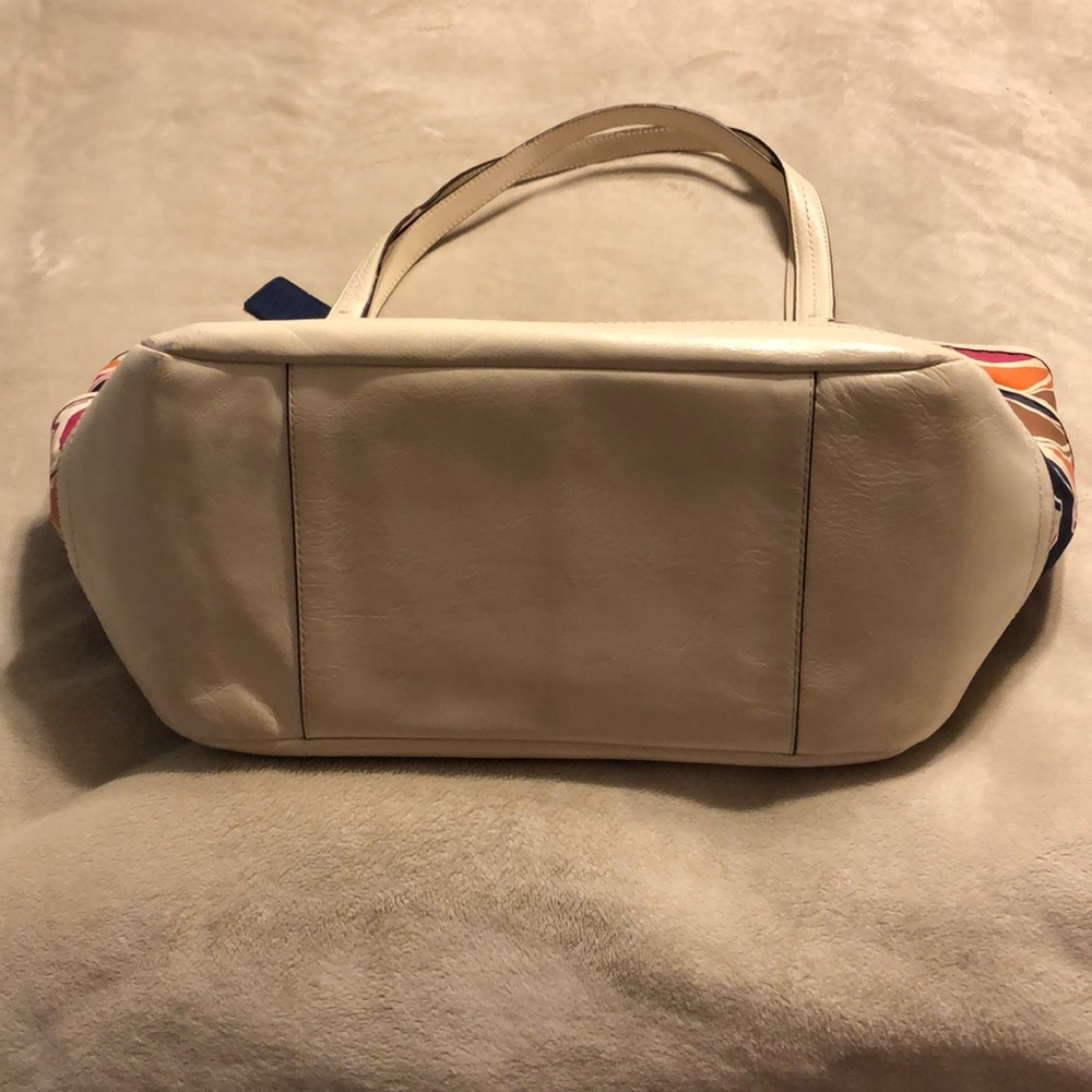 Authentic Coach purse - Picture 3 of 7